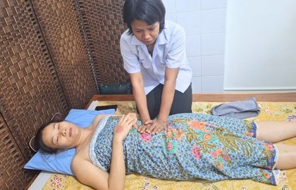 เรียนผดุงครรภ์ไทย วัดทินกรนิมิต